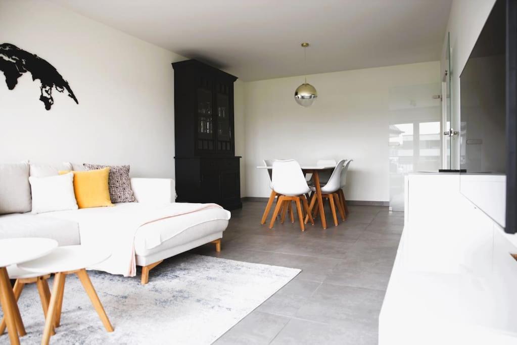 Charming Modern 2 Bedroom Apartment Alzingen Eksteriør billede